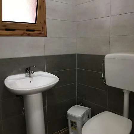 Kompleksi Algedi Lodge Vlore