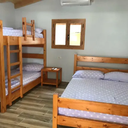 Kompleksi Algedi Lodge *