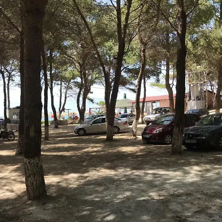 Kompleksi Algedi Lodge Vlore