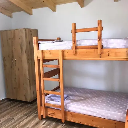 Lodge Kompleksi Algedi *